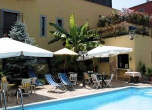 Hotel Villa medici Napoli, albergo tre stelle con piscina e parcheggio