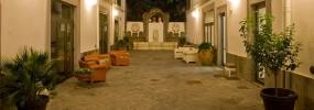Hotel piazza Bellini, albergo 3 stelle Napoli