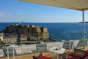 Grand Hotel Vesuvio, hotel di lusso a Napoli con vista panoramica